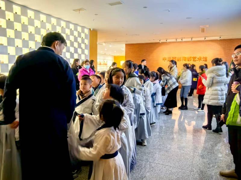 文化赋能：琼中魔创文旅挖掘城市文化资源的实践探索